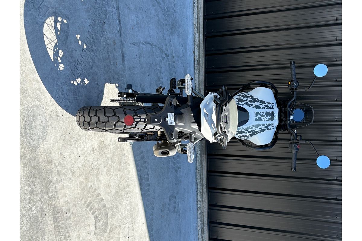 2025 Royal Enfield Himalayan 452 - Tubeless