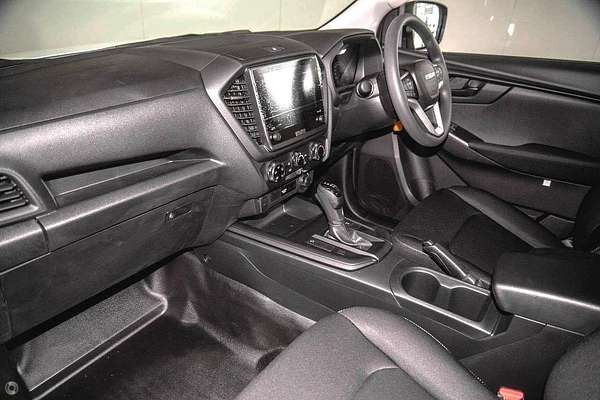 2025 Isuzu D-MAX SX 4X4
