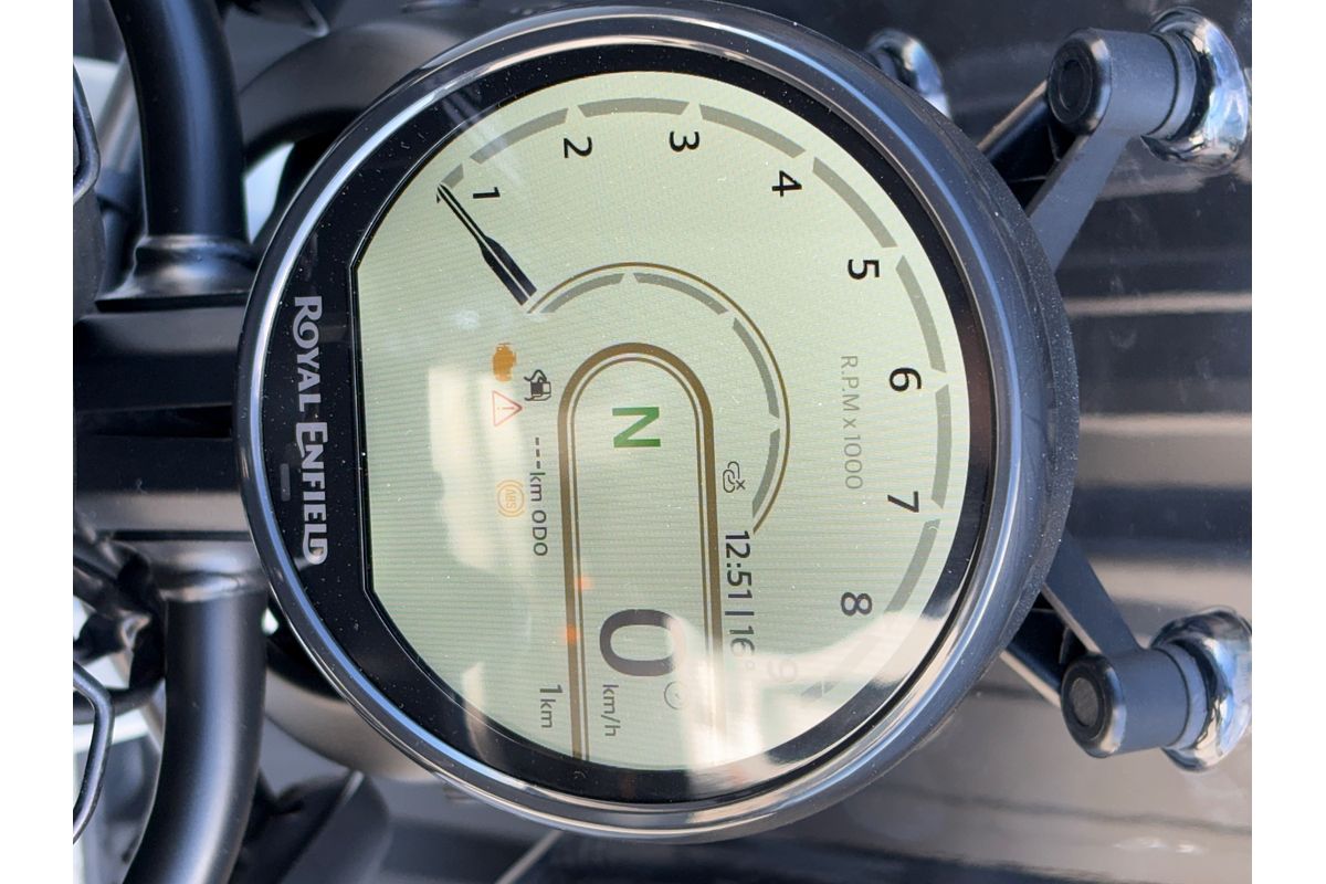 2025 Royal Enfield Himalayan 452 - Tubeless