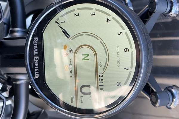 2025 Royal Enfield Himalayan 452 - Tubeless