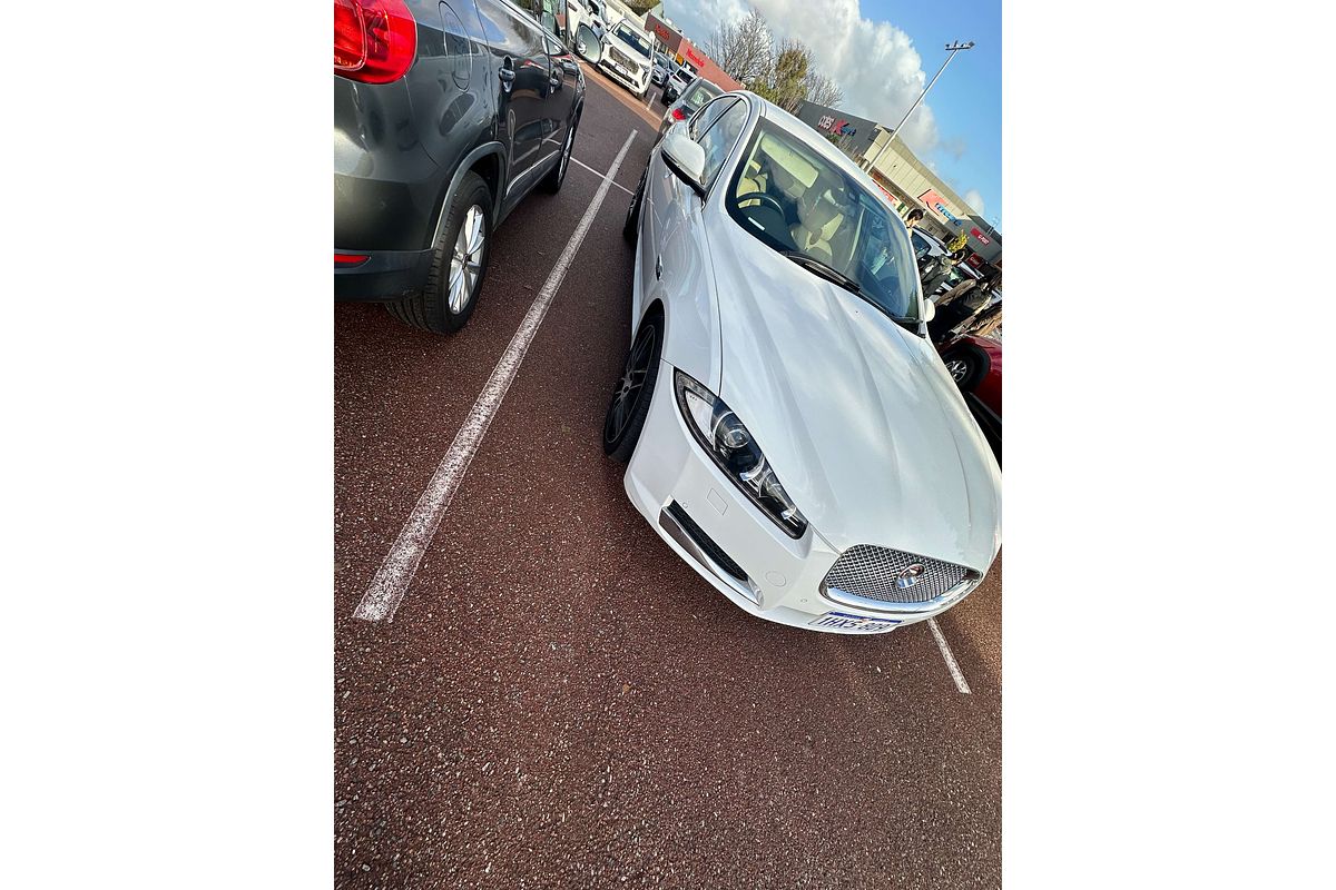 2014 Jaguar XF Luxury X250