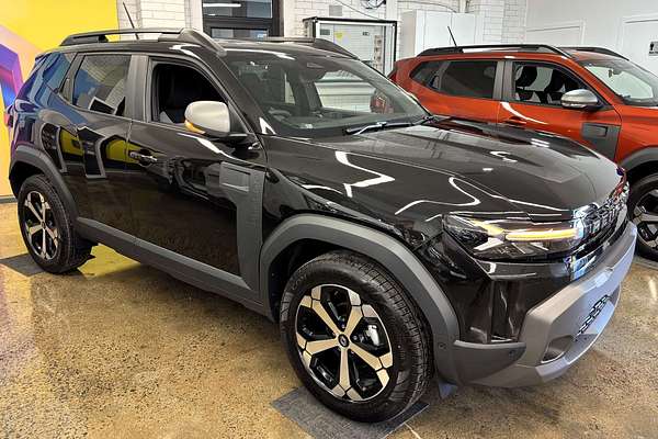 2025 Renault Duster Techno X1311