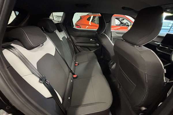 2025 Renault Duster Techno X1311