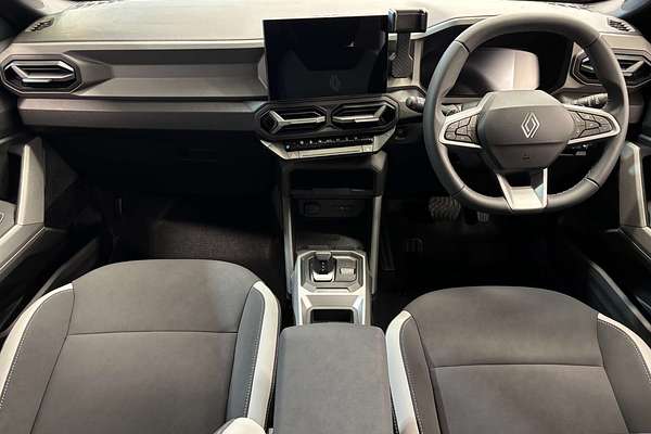 2025 Renault Duster Techno X1311