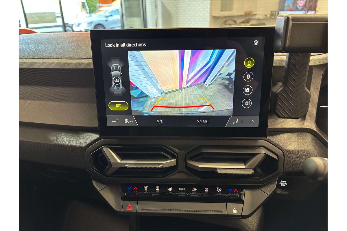 2025 Renault Duster Techno X1311