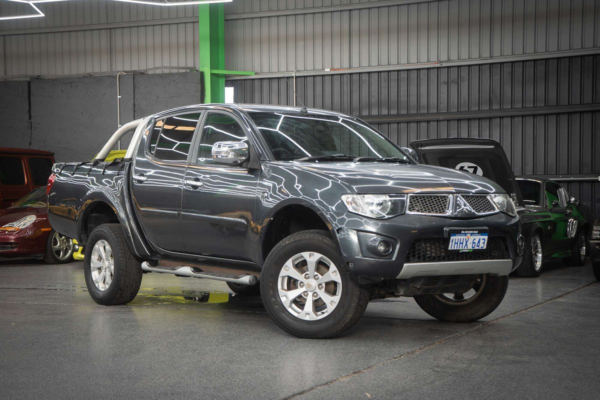 2014 Mitsubishi Triton GLX-R MN 4X4