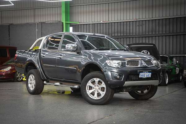 2014 Mitsubishi Triton GLX-R MN 4X4