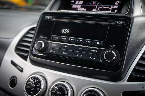 2014 Mitsubishi Triton GLX-R MN 4X4