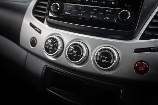 2014 Mitsubishi Triton GLX-R MN 4X4