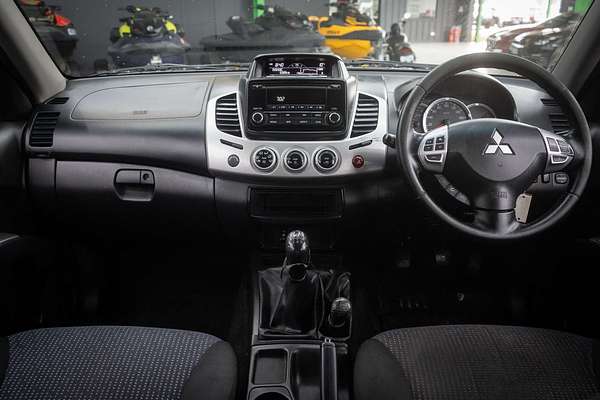 2014 Mitsubishi Triton GLX-R MN 4X4