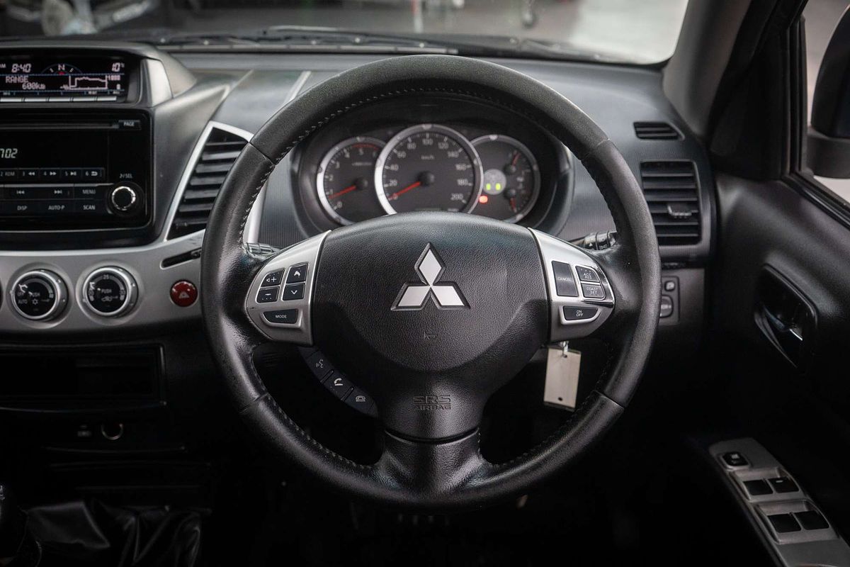 2014 Mitsubishi Triton GLX-R MN 4X4