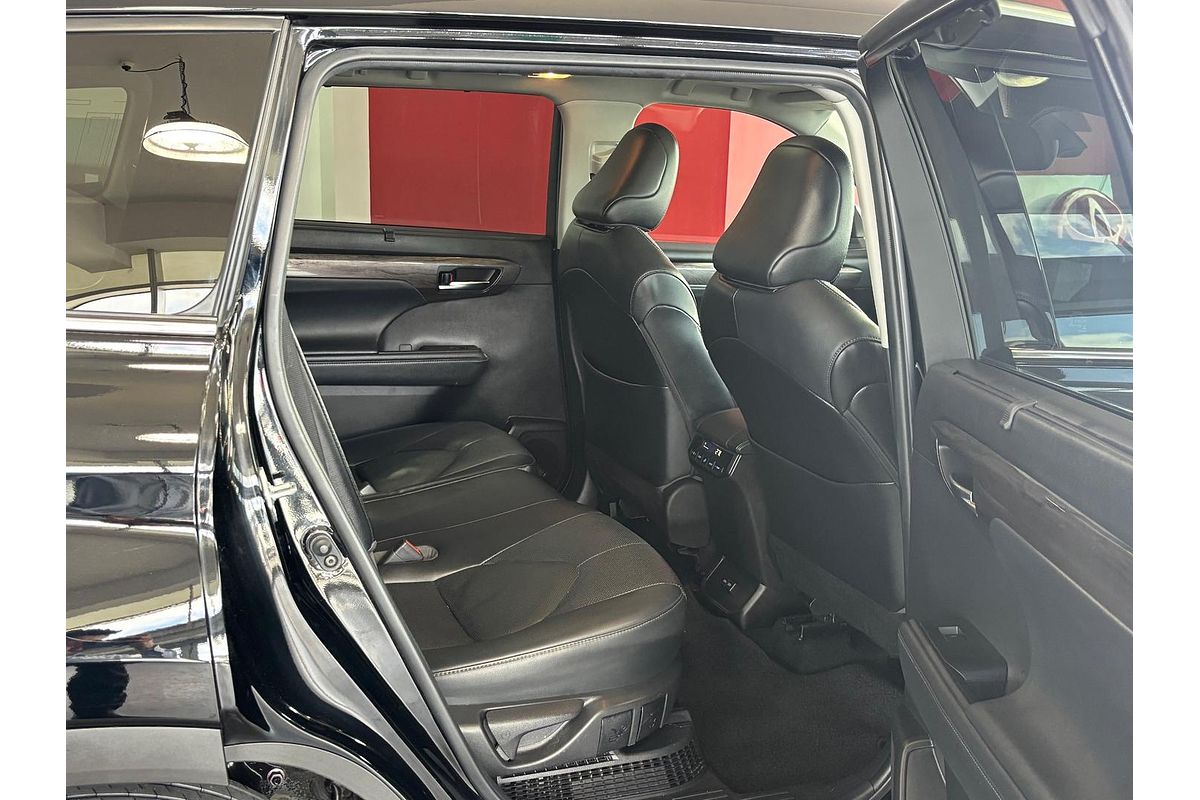 2022 Toyota Kluger Grande AXUH78R