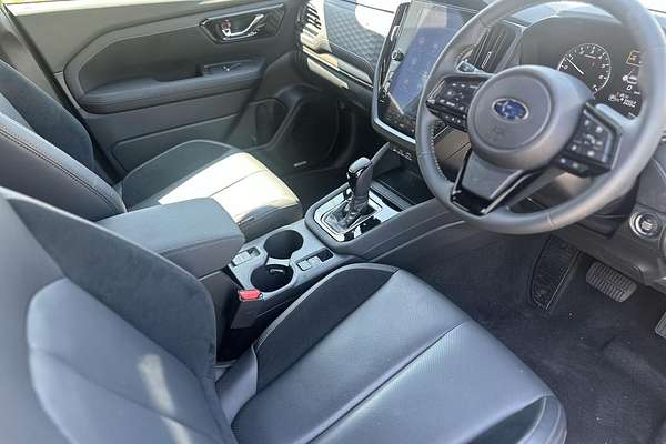 2025 Subaru Forester Touring S6