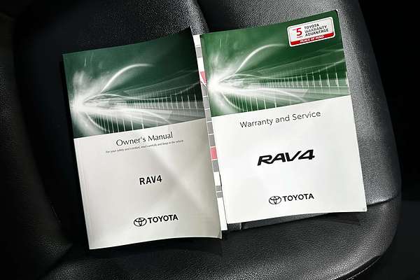2020 Toyota RAV4 Cruiser AXAH52R