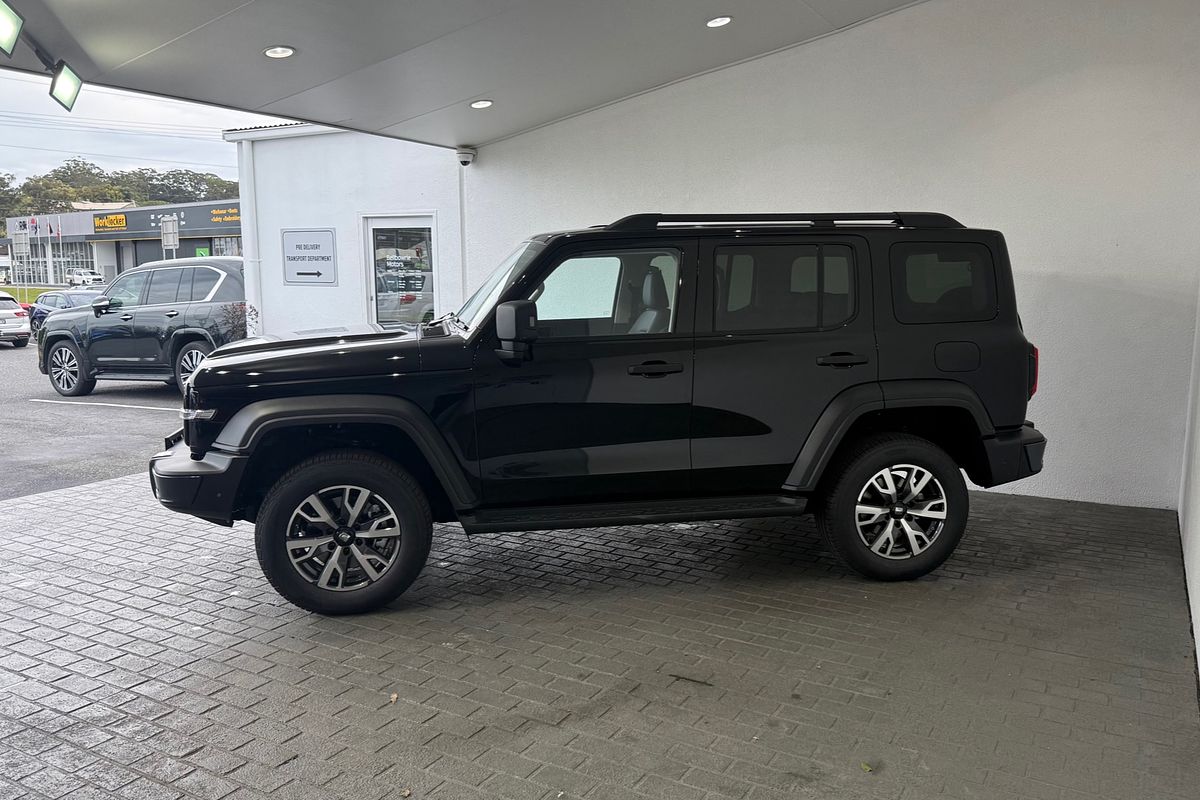 2025 GWM Tank 300 Ultra Hybrid P01