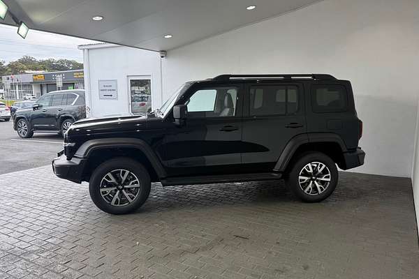 2025 GWM Tank 300 Ultra Hybrid P01