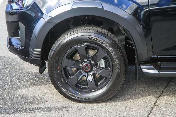 2025 Isuzu D-MAX X-TERRAIN 4X4