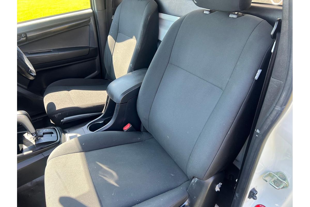 2018 Isuzu D-MAX SX High Ride Rear Wheel Drive