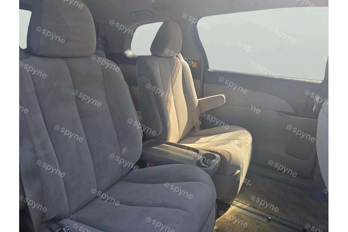 2019 Toyota Estima X-Hybrid xFour 2.4L