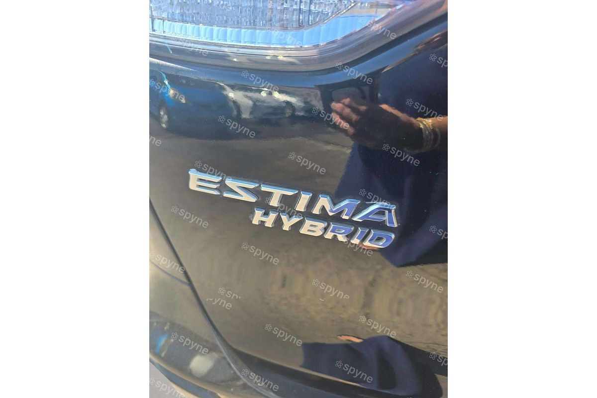 2019 Toyota Estima X-Hybrid xFour 2.4L