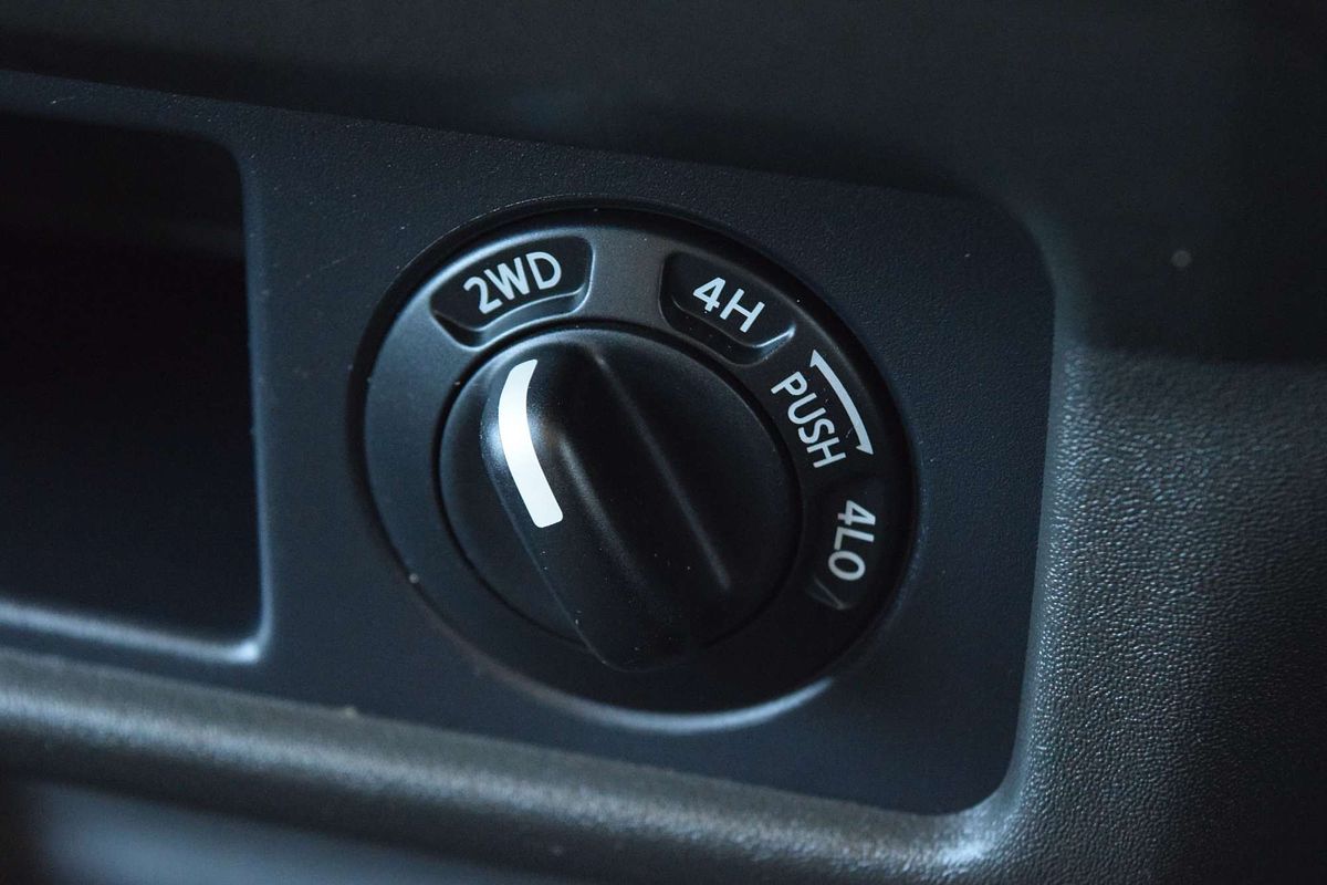 2013 Nissan Navara RX D40 Series 7 4X4