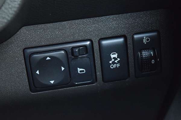 2013 Nissan Navara RX D40 Series 7 4X4