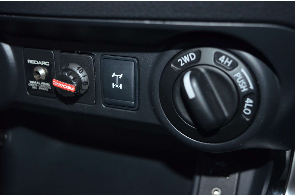 2015 Nissan Navara ST D23 4X4