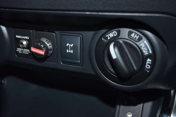 2015 Nissan Navara ST D23 4X4