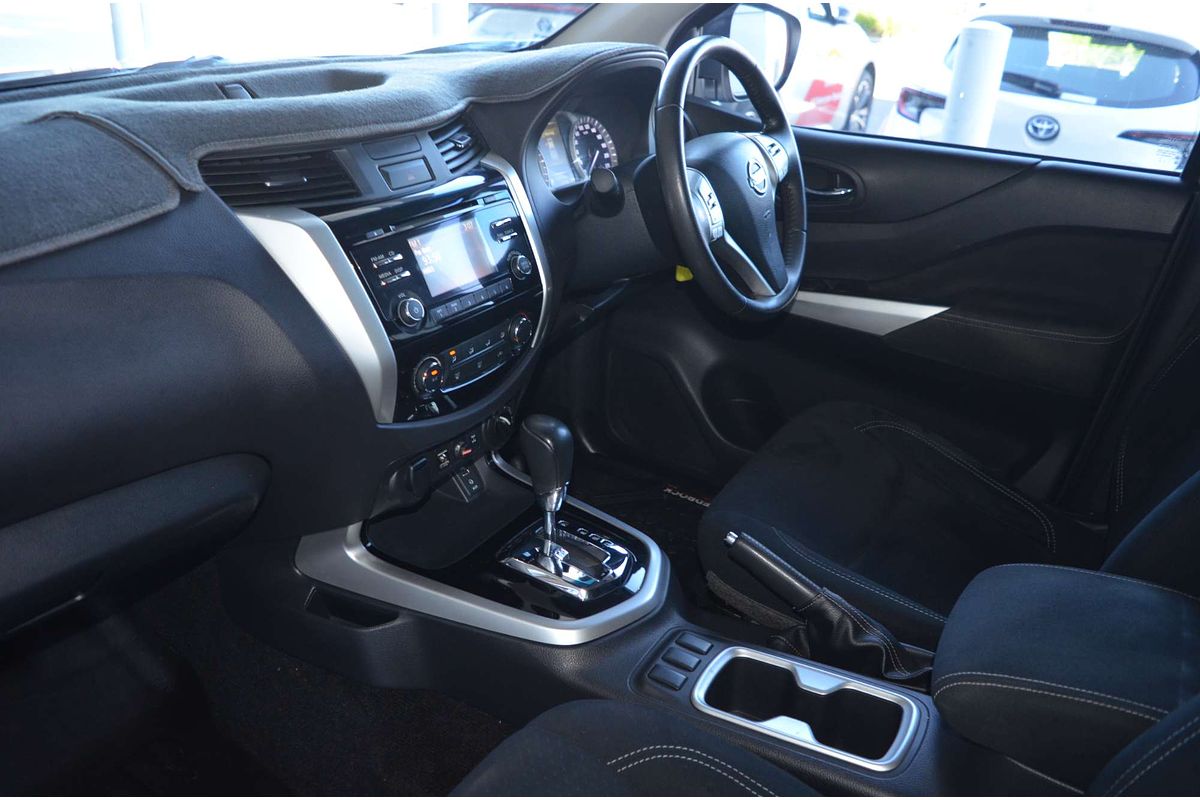 2015 Nissan Navara ST D23 4X4