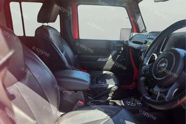 2013 Jeep Wrangler Unlimited Sport JK
