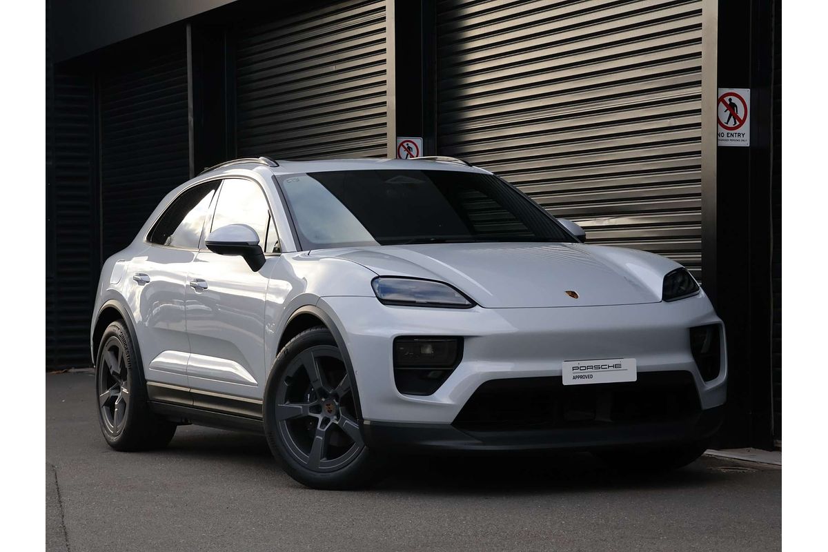 2024 Porsche Macan 4 XAB