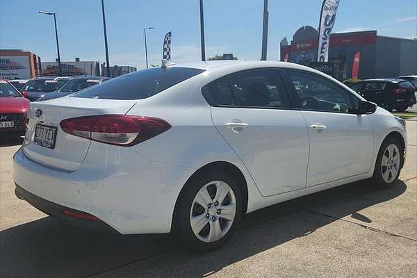 2017 Kia Cerato S YD