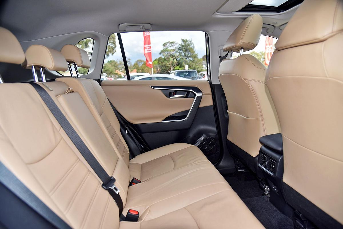 2024 Toyota RAV4 Cruiser AXAH52R