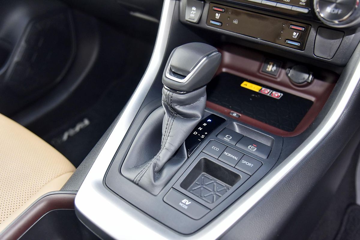 2024 Toyota RAV4 Cruiser AXAH52R