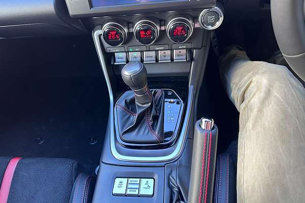 2024 Subaru BRZ S ZD8