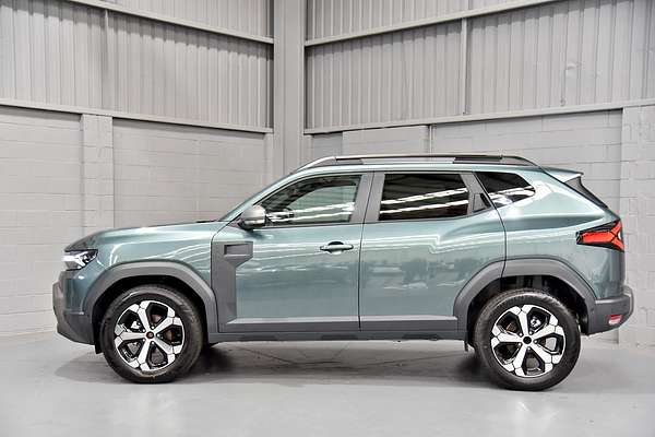 2025 Renault Duster Techno X1311