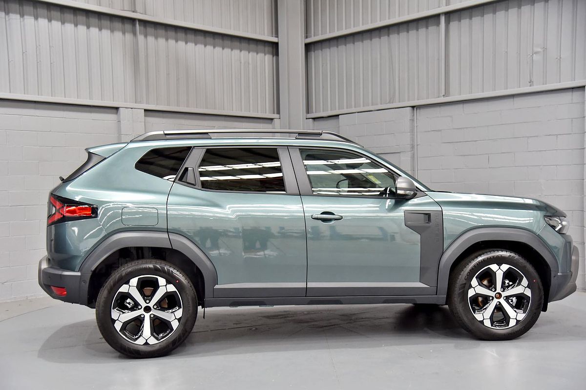 2025 Renault Duster Techno X1311