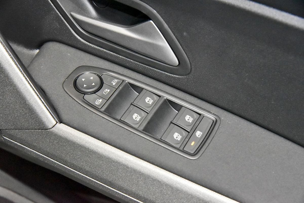 2025 Renault Duster Techno X1311