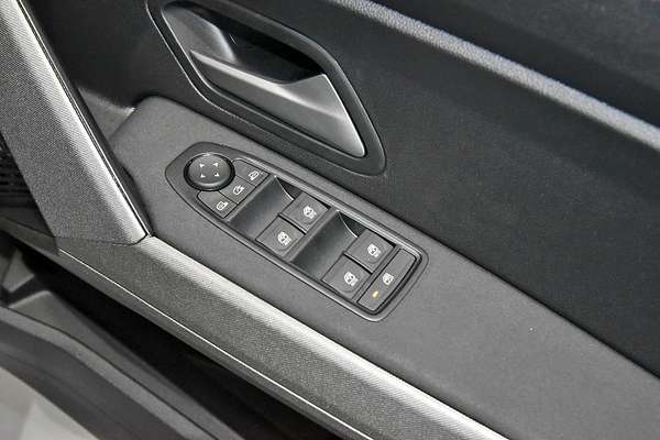 2025 Renault Duster Techno X1311
