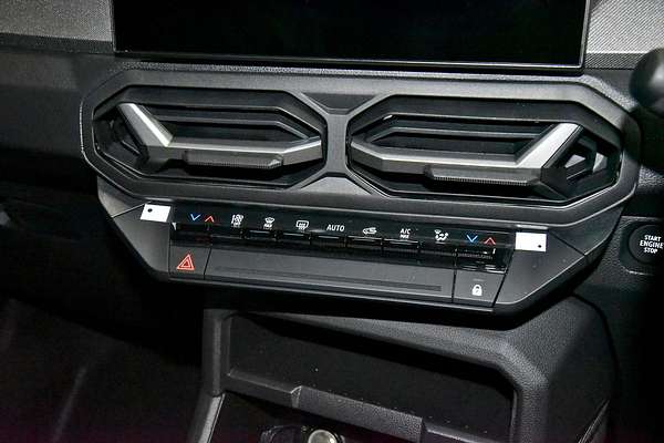 2025 Renault Duster Techno X1311