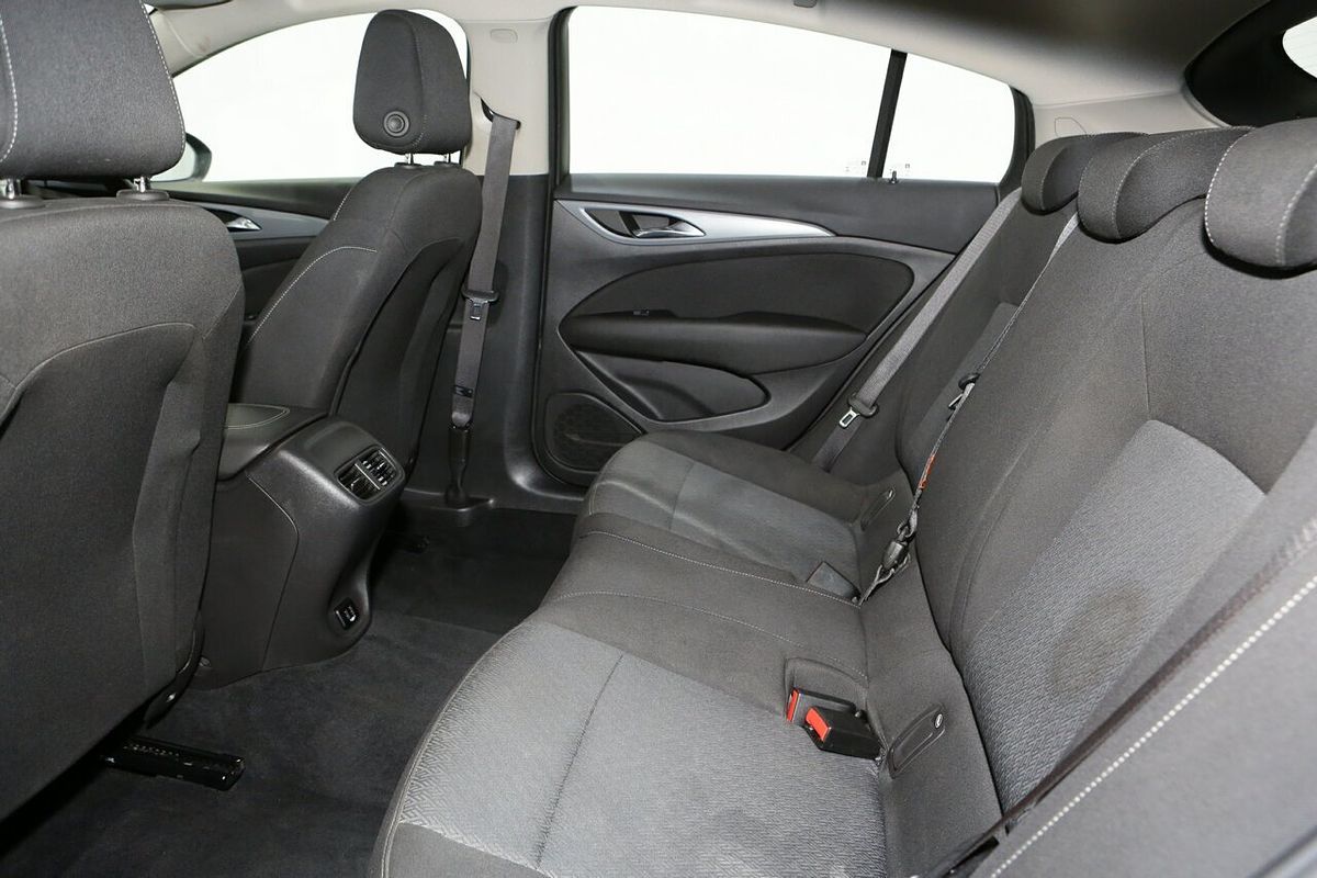 2018 Holden Commodore LT ZB