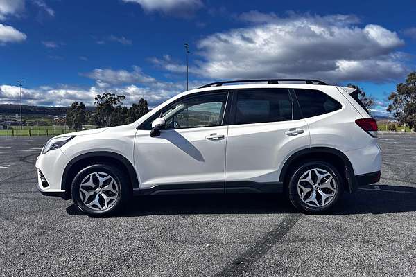 2023 Subaru Forester 2.5i S5