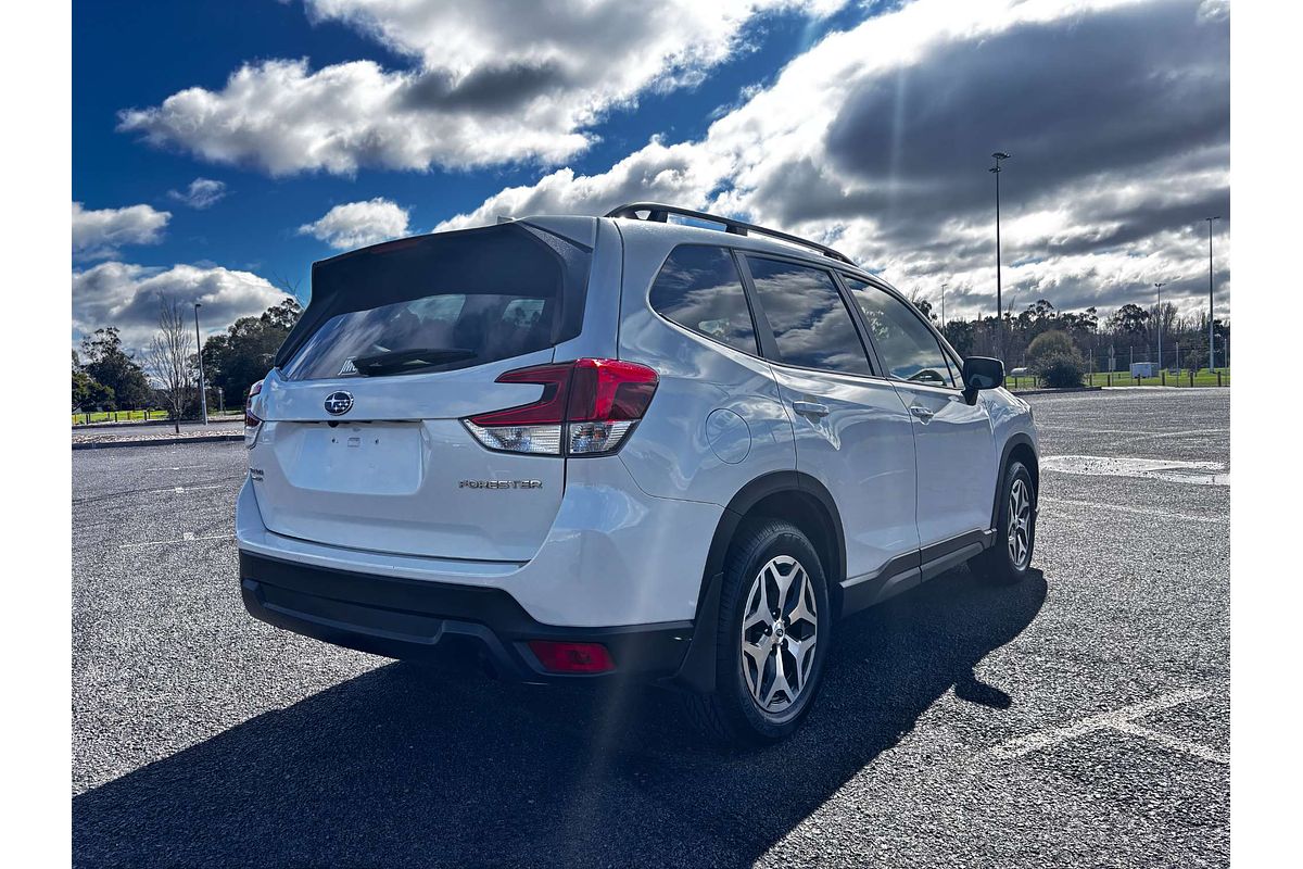 2023 Subaru Forester 2.5i S5