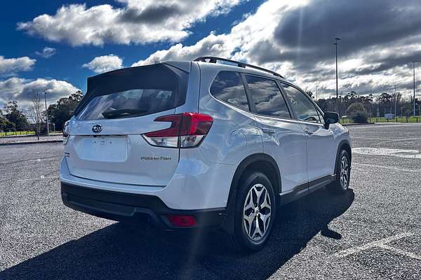 2023 Subaru Forester 2.5i S5