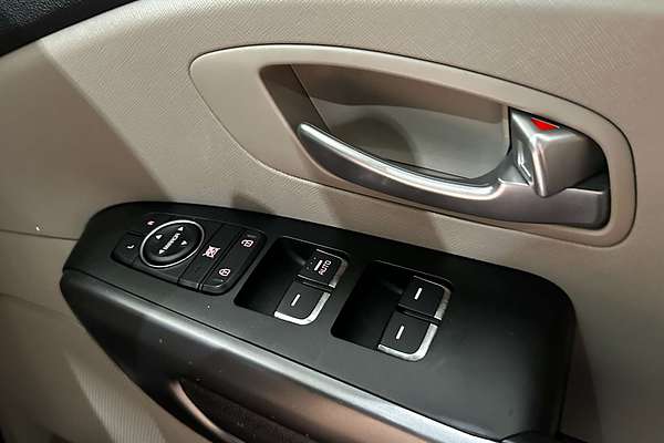 2020 Kia Carnival S YP