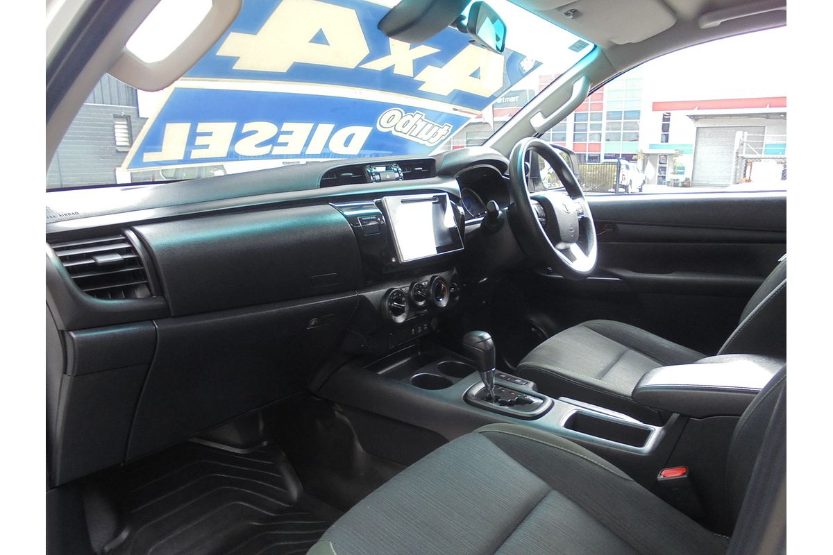2019 Toyota Hilux SR GUN126R 4X4