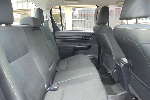 2019 Toyota Hilux SR GUN126R 4X4