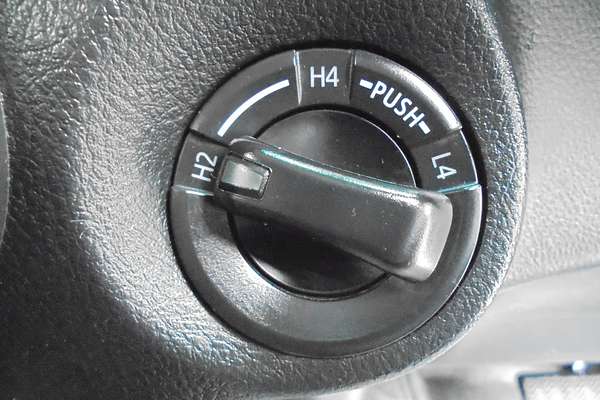 2019 Toyota Hilux SR GUN126R 4X4
