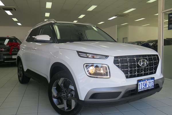 2025 Hyundai Venue Elite QX.V5
