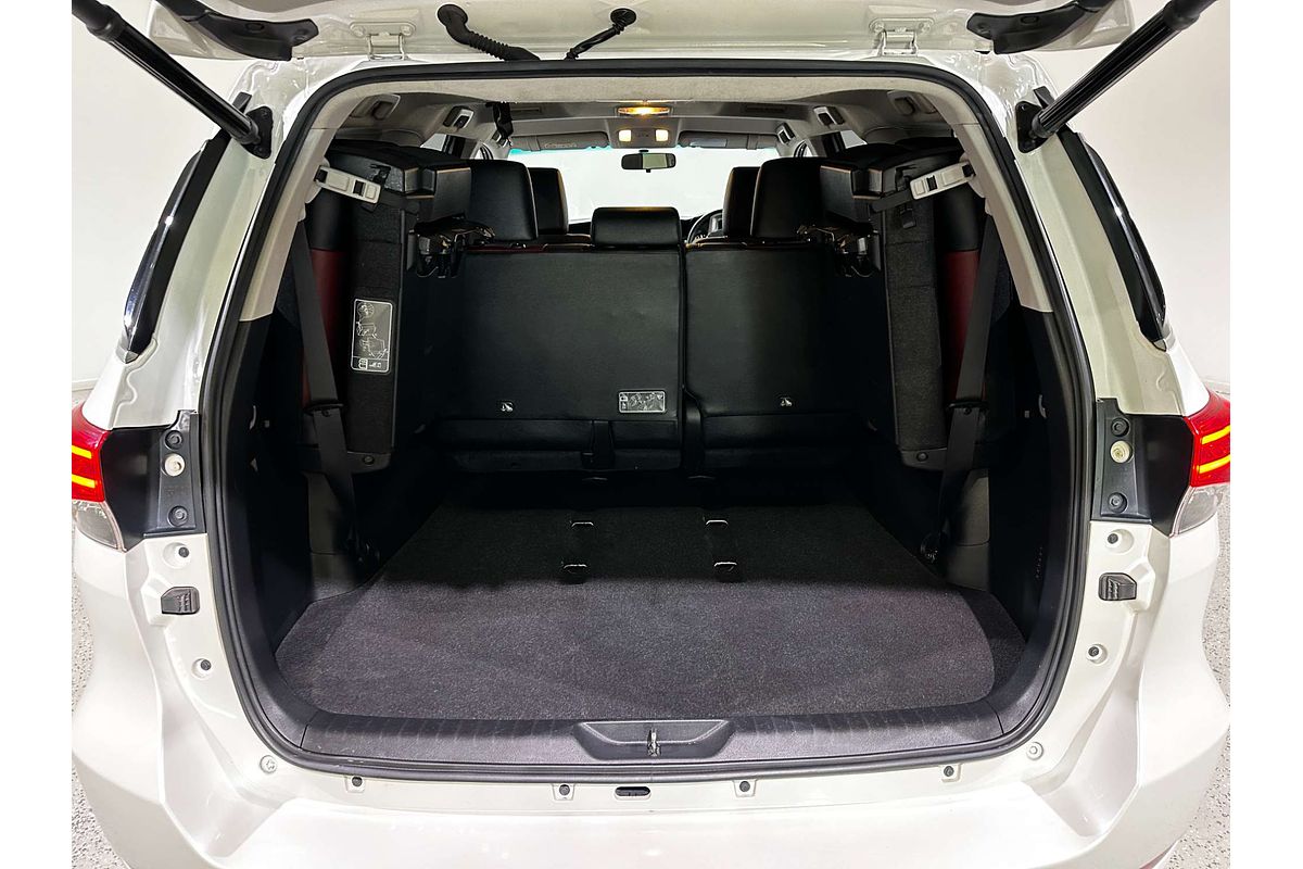 2018 Toyota Fortuner Crusade GUN156R